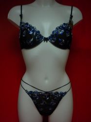 LINGERIE VALEGE (200pi�ces).......... 2�10ht/pi�ce au lieu de 3�.............. SOLDES -30%