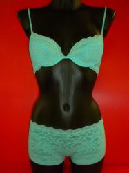 LINGERIE PAIN DE SUCRE (78pièces)..... 9€ht/pièce au lieu de 10€.............. SOLDES -10%