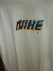 TEE SHIRT NIKE (80 pi�ces) 7�ht/pice
